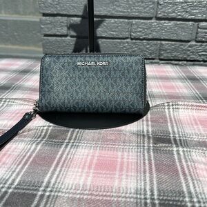 Michael Kors Navy Blue Wristlet